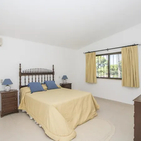Joselina By Algarve Holidays Villa